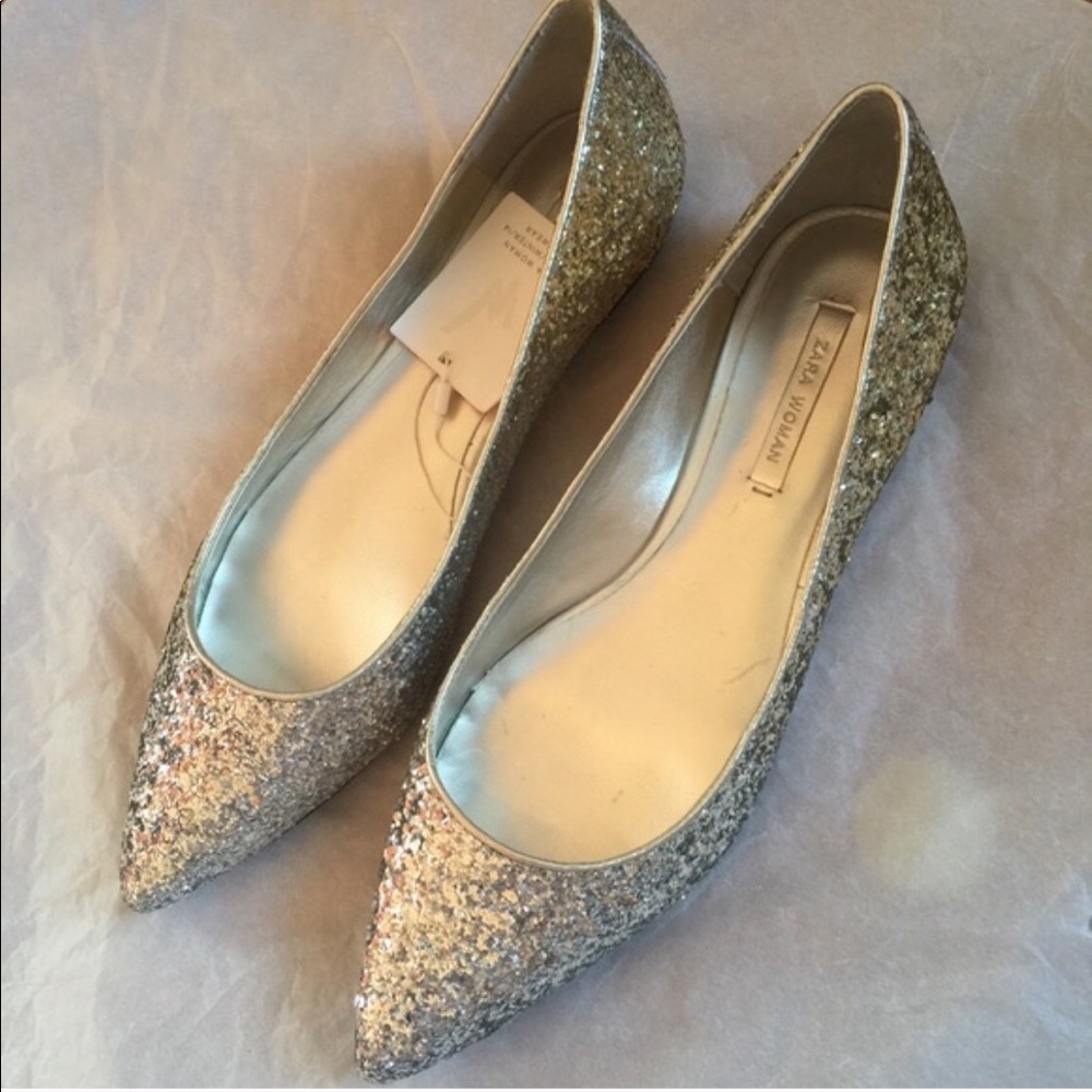Glittery pointy toe Zara flats size 8 in women